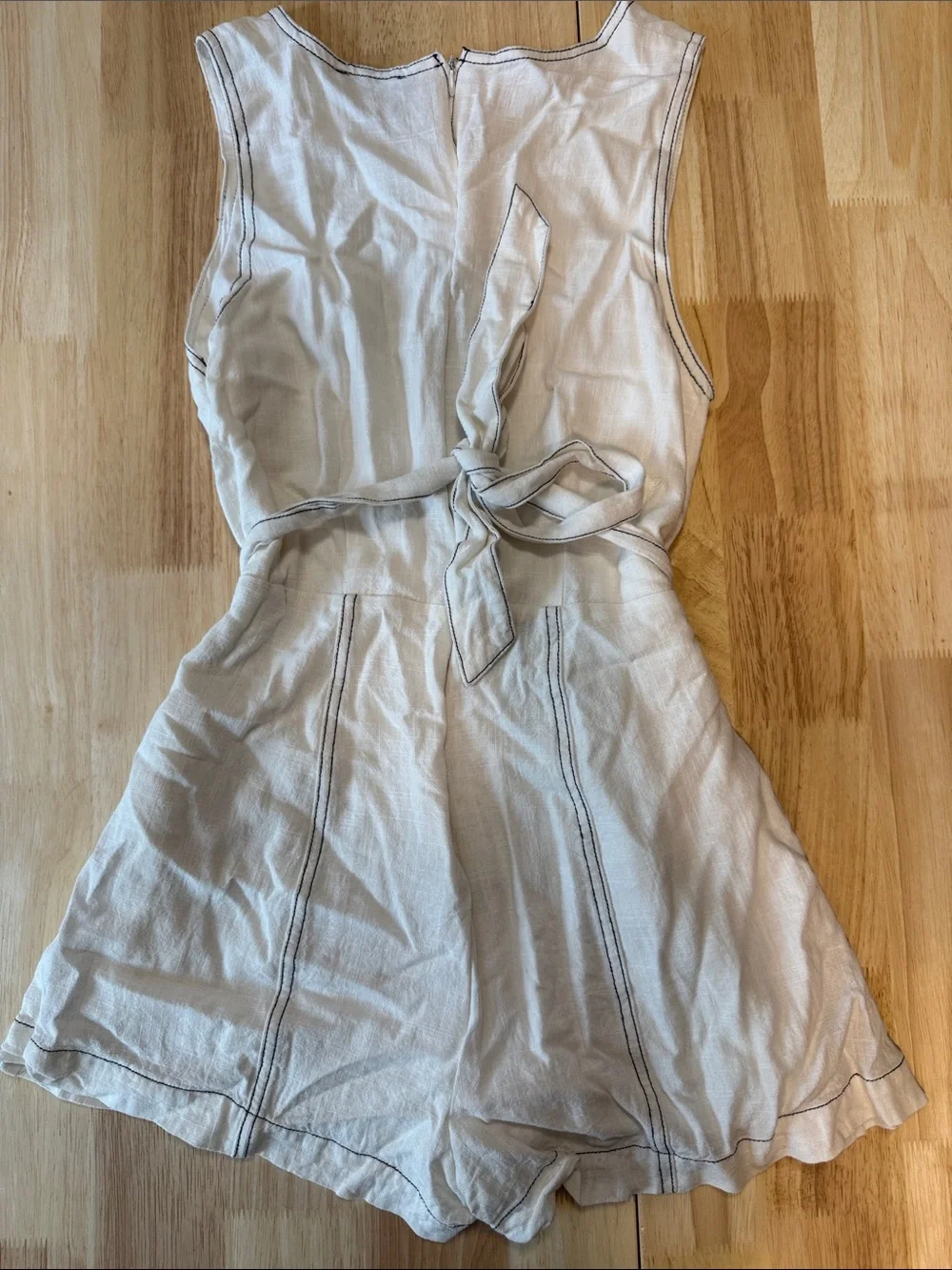 Very J White Mini Dress with Contrast Stitching